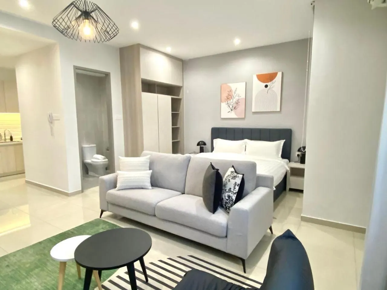 Wanderlust Retreat Studio By Iconic Regency Bayan Lepas